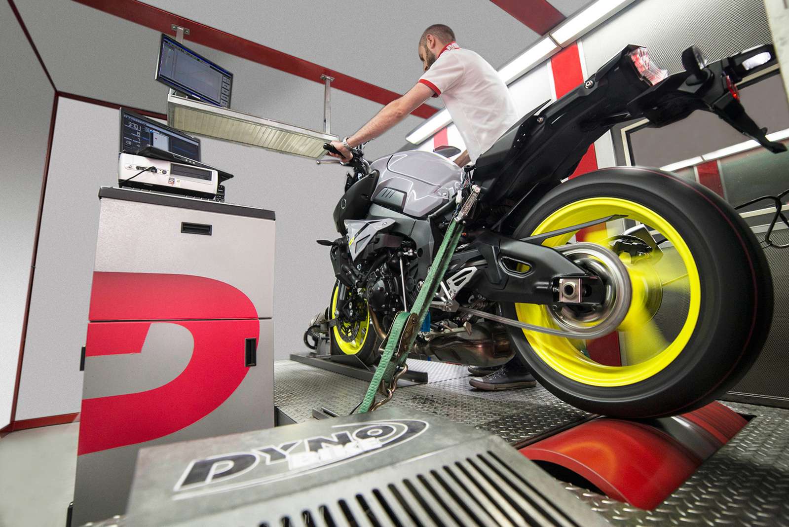 dyno-bike